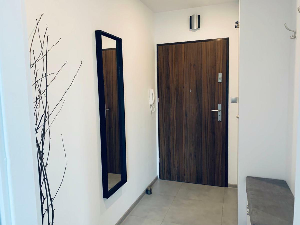 Apartament 102 G&W Apartman Wrocław Kültér fotó