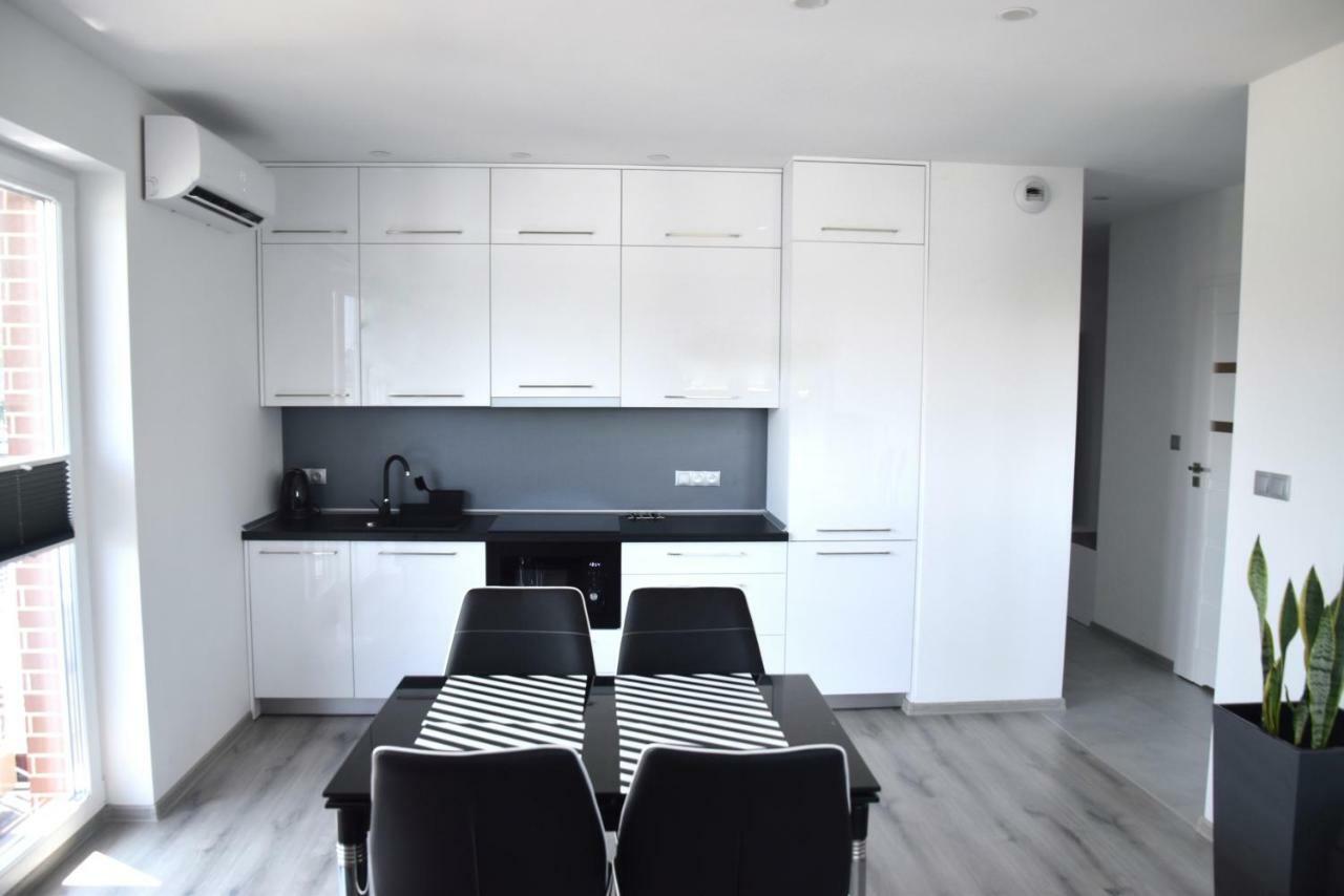 Apartament 102 G&W Apartman Wrocław Kültér fotó