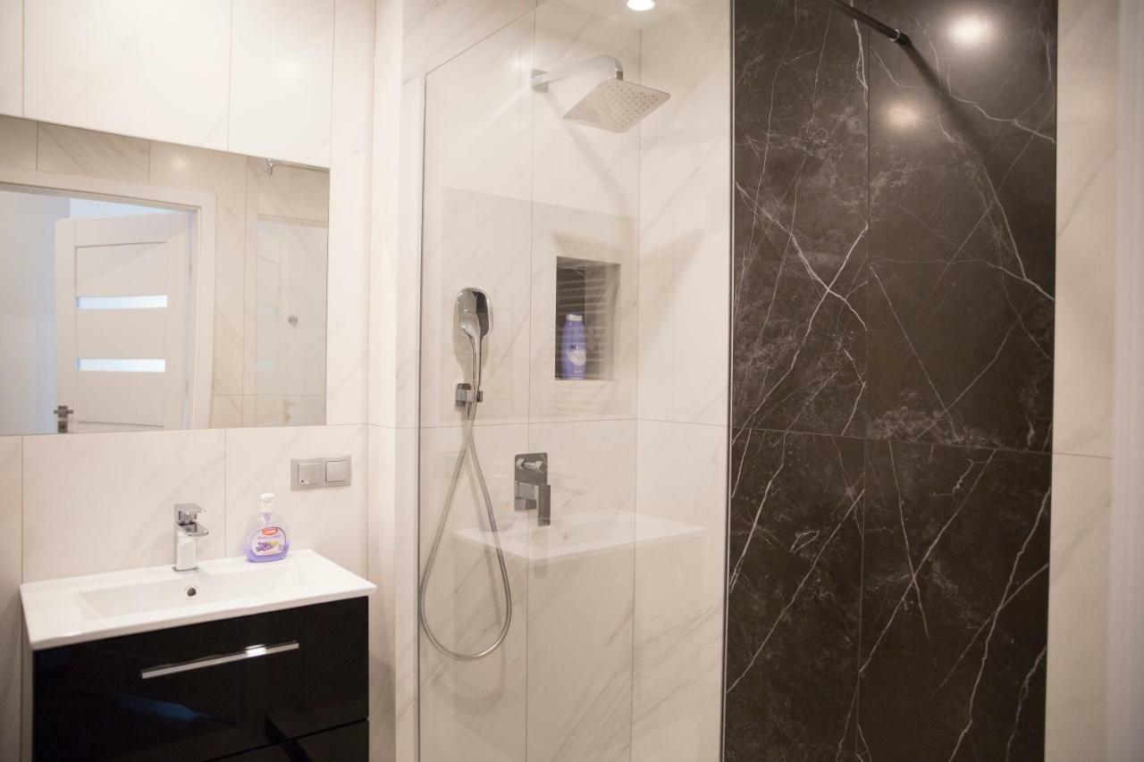 Apartament 102 G&W Apartman Wrocław Kültér fotó
