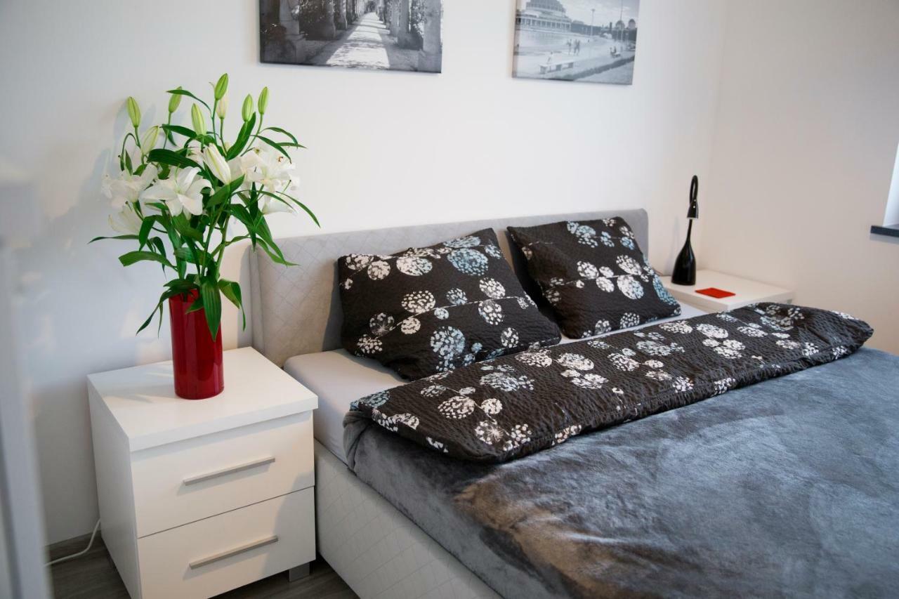 Apartament 102 G&W Apartman Wrocław Kültér fotó